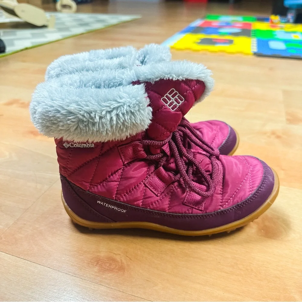 Columbia Raspberry Pink Minx Shorty Omni-Heat Waterproof Boot Girls Size 2